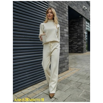 Спортивный костюм #23043452