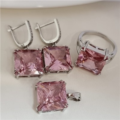 Комплект ювелирной бижутерии серьги, кулон и кольцо 18 р, покрытие посеребрение, вставка: фианит, цвет: розовый, арт.313.149-18