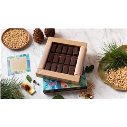 Кедровая птичка / кедровый орех, земляника, смородина / 180 г / ТМ Сибирский кедр