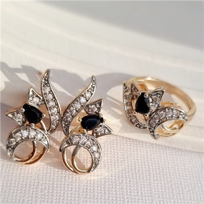 Комплект ювелирная бижутерия коллекция  "Дубай" серьги и кольцо 18 р, покрытие: позолота, вставка: фианиты, цвет: черный и прозрачный, арт.217.290-18