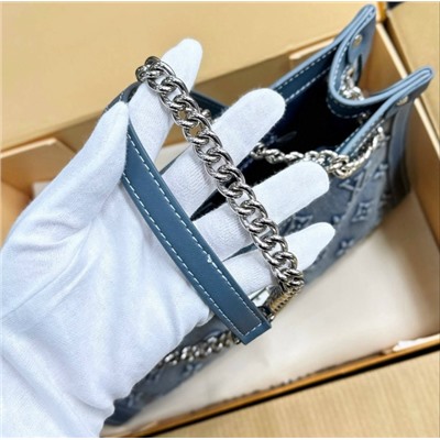 Джинсы #23092977