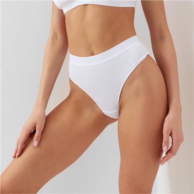 Трусы женские бразилиана MINAKU в рубчик, размер 40-42, белые
