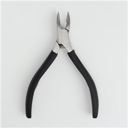 Кусачки педикюрные, скрытая пружина, прорезиненная ручка, 11 см, длина лезвия-12 мм, чёрные, серебристые