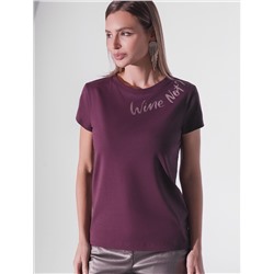 Нарядная футболка с блестящим принтом