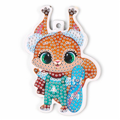 УЦЕНКА Алмазная мозаика на фигурной подвеске "Белочка"