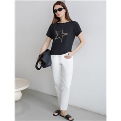 Нарядная футболка с блестящим принтом