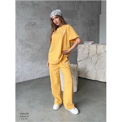 Костюм женский