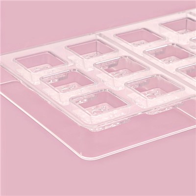 Форма для конфет и шоколада KONFINETTA «Пористый шоколад», 33×16.5×2.5 см, 18 ячеек 3×3×1 см, прозрачная