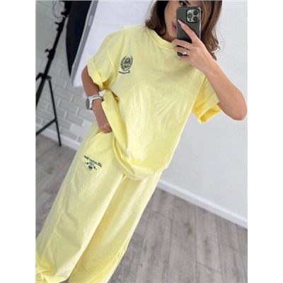 Спортивный костюм #22915261