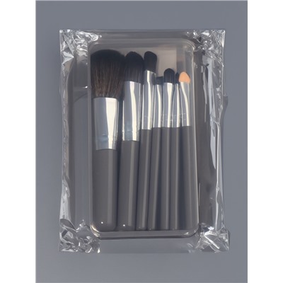 Набор кистей для макияжа, 7 шт., в пластиковом футляре, МИКС