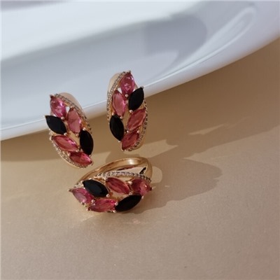 Комплект ювелирной бижутерии коллекция "Дубай" серьги и кольцо 19 р, покрытие позолота, вставка: фианиты и цирконы, цвет: розовый,черный и прозрачный, арт.215.667-19