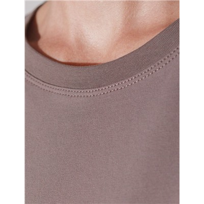 Нарядная футболка с блестящим принтом фольгой