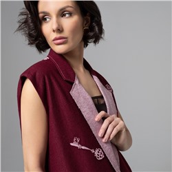 Жилет с акцентной вышивкой, Карьерный взлет (эксклюзив)