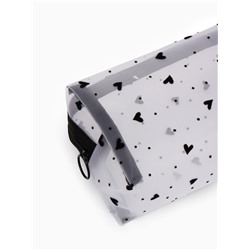 Косметичка женская HEARTS, с рисунком, сетка, на молнии, белая