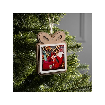 Подвеска световая «Белочка с подарками», 11×9 см, от батареек LR41×3, свечение тёплое белое