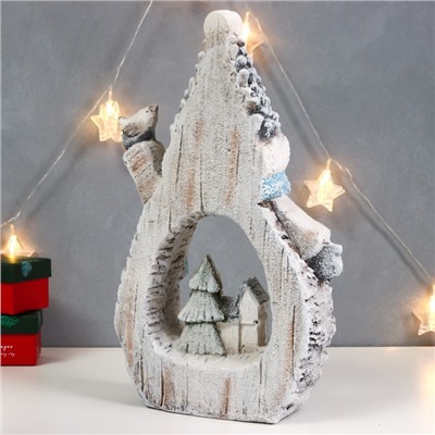 Фигурка светящаяся «Снеговик с птицей и зимним домиком, срез дерева», керамика, 41×25×9 см