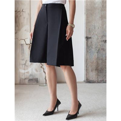 Шорты-бермуды  из эластичной поливискозы