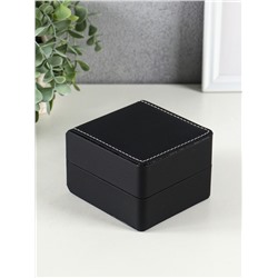 Шкатулка для часов 1 отделение «Чёрная с белой строчкой», матовая, 7.5×11×10.3 см