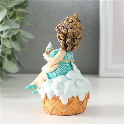 Фигурка полистоун «Пышка-малышка с мороженым на кексике», 7.5×6×11 см