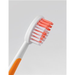 Детская зубная щётка с песочными часиками (оранжевая)