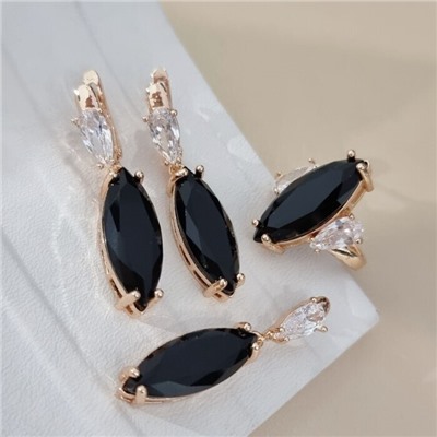 Комплект ювелирной бижутерии коллекция "Дубай" серьги, кулон и кольцо 17 р, покрытие позолота, вставка: стекло и фианиты, цвет: черный и прозрачный, арт.414.247-17
