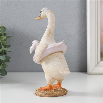 Фигурка полистоун «Гусь в надувном круге: фламинго», 10.5×7.5×16.5 см