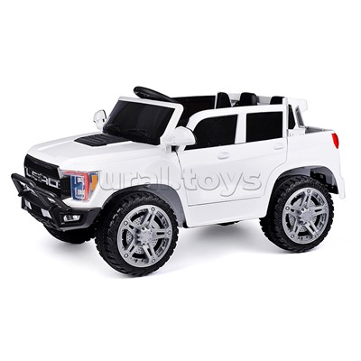 Электромобиль "Городской гигант" на аккумуляторе, с р/у управлением, в коробке (белый)