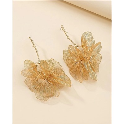 Стильные серьги