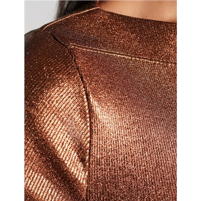 Футболка облегающая из хлопка в рубчик с вырезом лодочка с матовым покрытием металлик