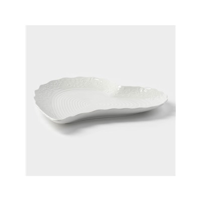 Блюдо сервировочное «Сердце», 30×28×3 см, керамика, белое