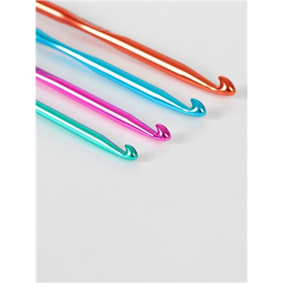 Набор для вязания, 28 предметов, в футляре