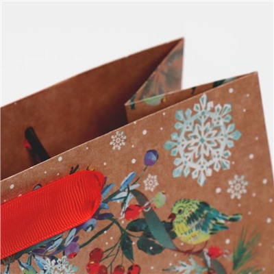 Пакет подарочный новогодний крафтовый «Новогоднее чудо», MS 23×18×10 см