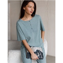 Футболка из фактурного трикотажа в рубчик