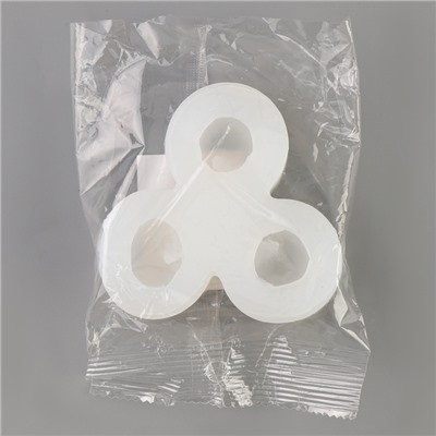 Молд силиконовый «Пельмени» 8×8×2.4 см