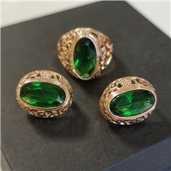 Комплект ювелирной бижутерии коллекция "Дубай" серьги и кольцо, покрытие: позолота, вставка: камень, цвет: зеленый, р-р 17,5, 7602, арт.216.369-17,5