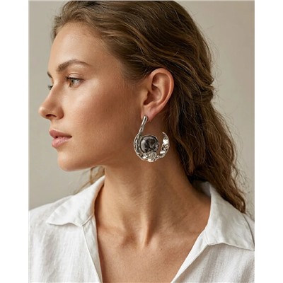 Стильные серьги