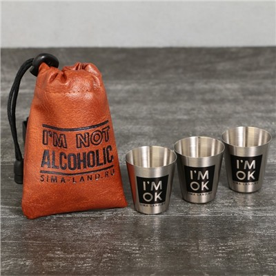 Стопки в чехле I'm not alcoholic, 3 шт. х 30 мл
