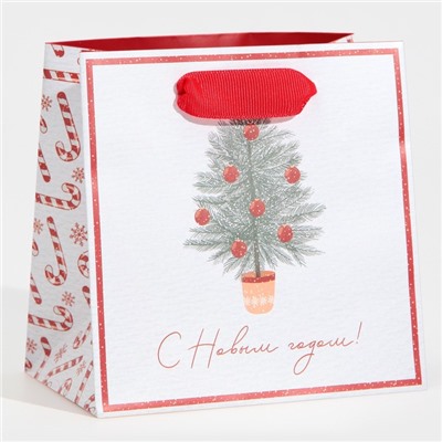Пакет подарочный новогодний ламинированный квадратный «Новогодние сладости», 14×14×9 см