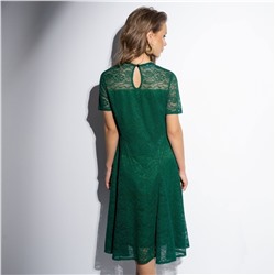 Платье для изобилия, Кружева и драмы