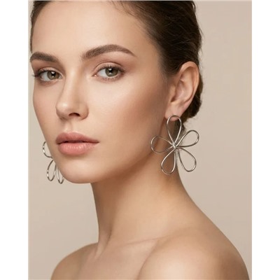 Стильные серьги