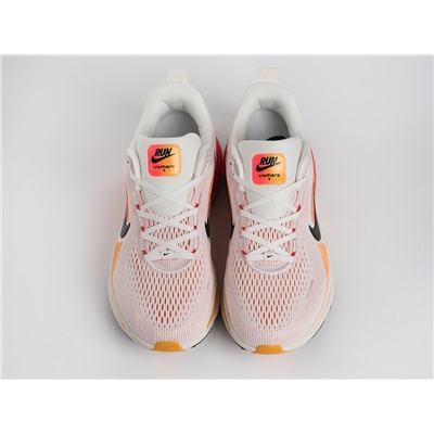 Кроссовки Nike Vomero 18