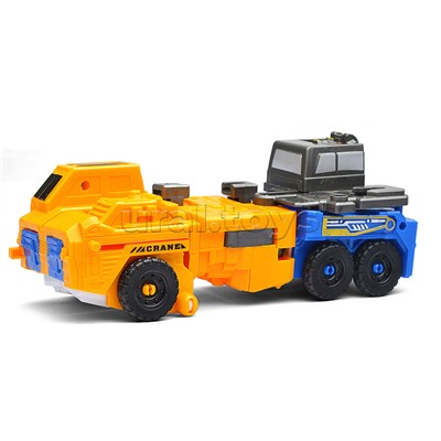 Робот трансформирующийся в грузовик с краном, в коробке