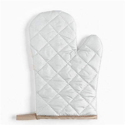 Кухонный набор «Доляна. Снежинки»: прихватка 17×17 см, варежка 26×16 см, фартук 70×80 см, золотой, 100% п/э