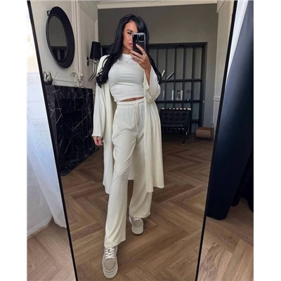 Спортивный костюм #22912772