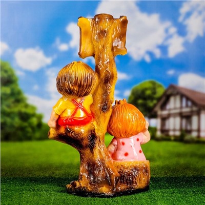 Садовая фигура из гипса «Мальчик и девочка на дереве», 66×31×40 см, МИКС