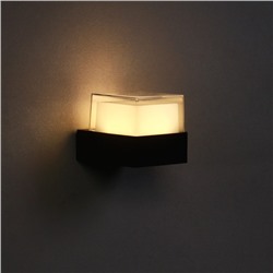 Светильник фасадный «Гранд», 5 Вт, 3000К, IP65, 220 В, пластиковый корпус, чёрный, свечение тёплое белое