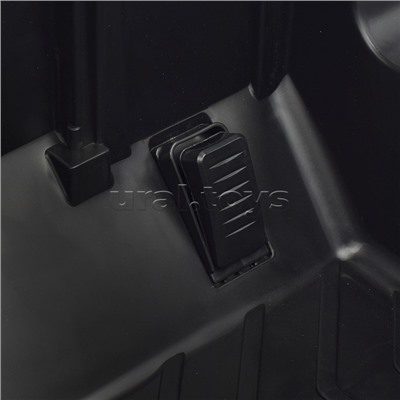 Электромобиль "Спорт" на аккумуляторе, в коробке (красный)