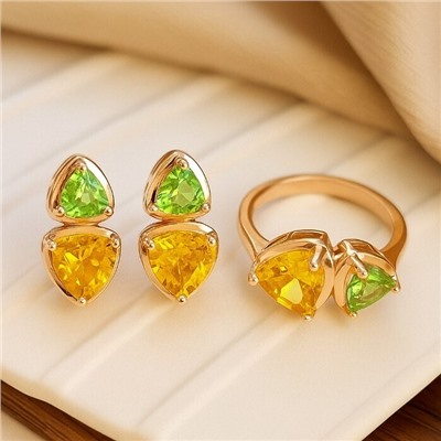 Комплект ювелирной бижутерии коллекция "Дубай" серьги и кольцо 19 р покрытие позолота, вставка: стекло, цвет: бледно-зеленый и желтый, арт.414.189-19