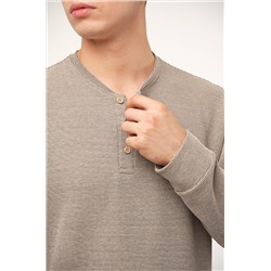 Мужской лонгслив на пуговицах Happyfox