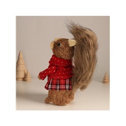 Фигурка «Белочка в клетчатой юбочке и вязаном свитере», 11×17×20 см
